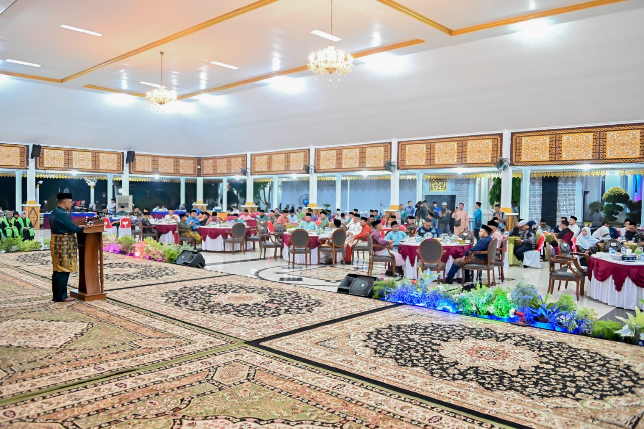 Bupati Bengkalis Sambut Kedatangan Kafilah Kabupaten/Kota se-Riau di Malam Ta'aruf Pelantikan Dewan dan Majelis Hakim