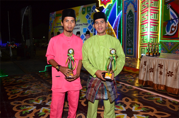 Kakak Beradik Ini Juara Kaligrafi di MTQ Ke-42 Bengkalis