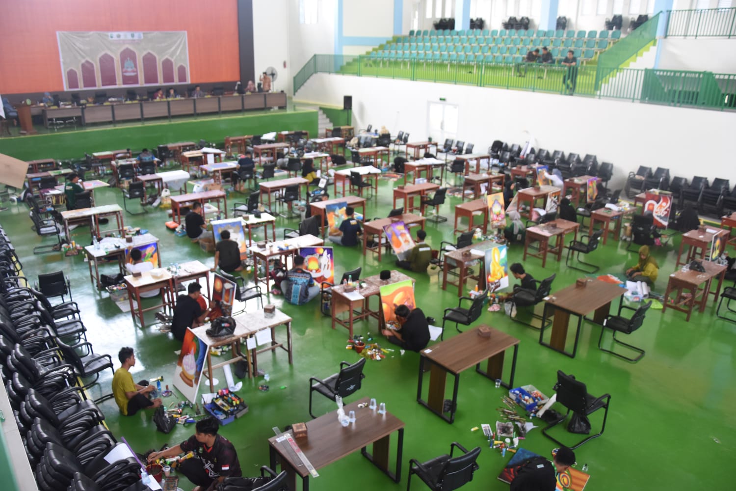 Lanjut Bertarung, 63 Orang Peserta Tampilkan Karya Terbaik pada Hari Kedua Cabang Seni Kaligrafi Al-Qur'an MTQ ke-43 Provinsi Riau