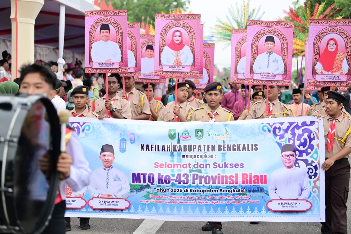Meriah, 1.500 Peserta Pawai Ta'aruf Kafilah Kabupaten Bengkalis Tampil Maksimal