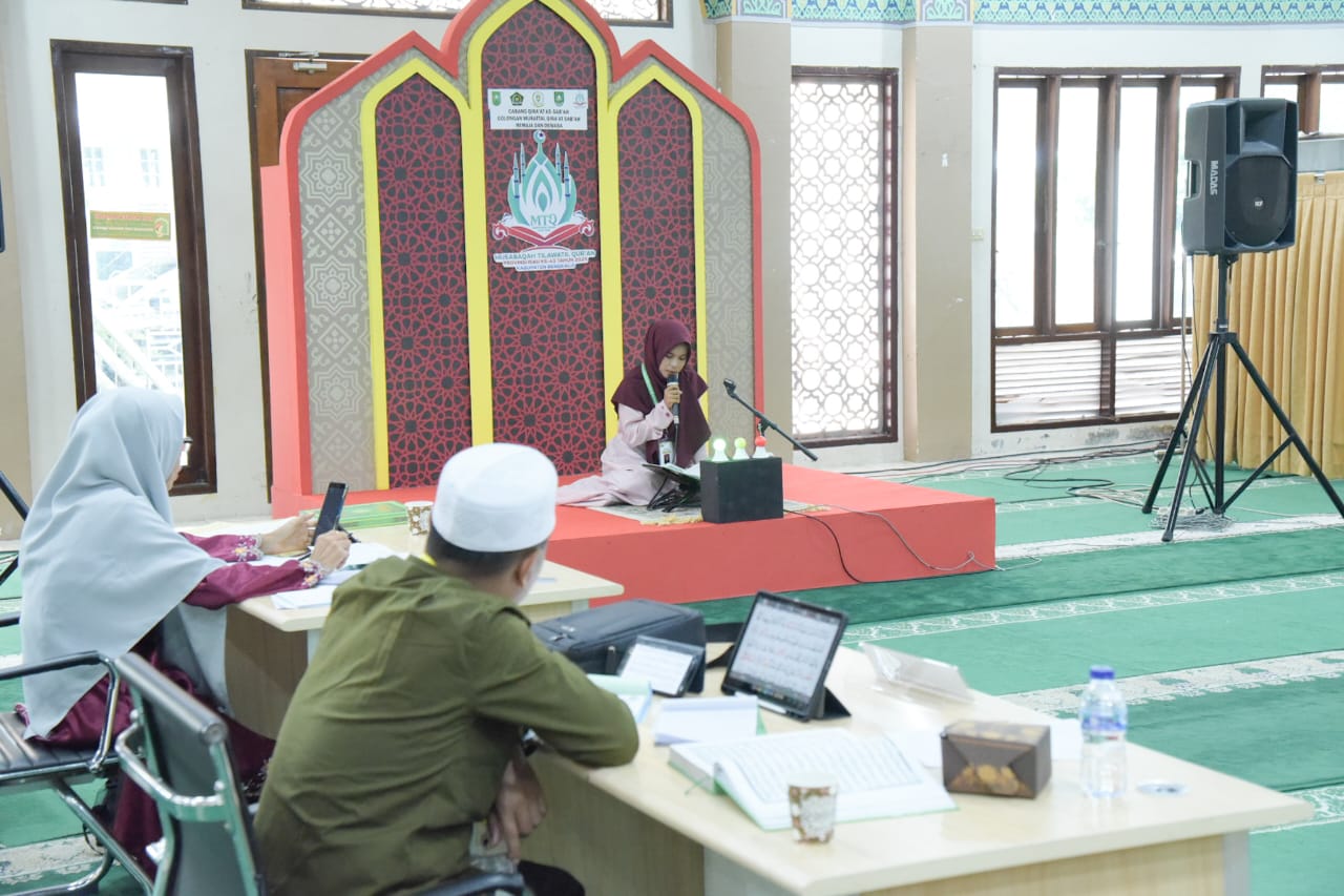 Hari Kedua Bermusabaqah, 12 Peserta Qiraat Murrotal Remaja Masuk ke Babak Penyisihan